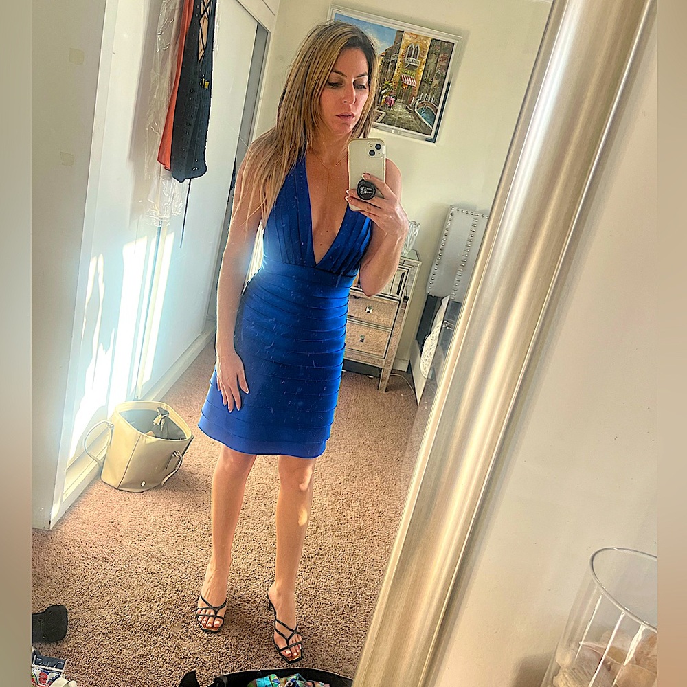 BCBG MAXAZRIA Max Azria GORGEOUS Blue Tiered Cocktail Dress